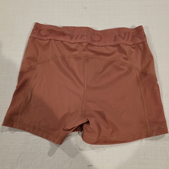 Nike Women's Rust Bike Shorts with White Swoosh - Picture 3 of 7